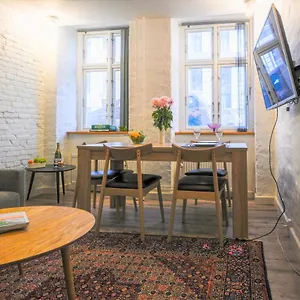 Apartment Sanders - Pleasant Two-bedroom In Downtown